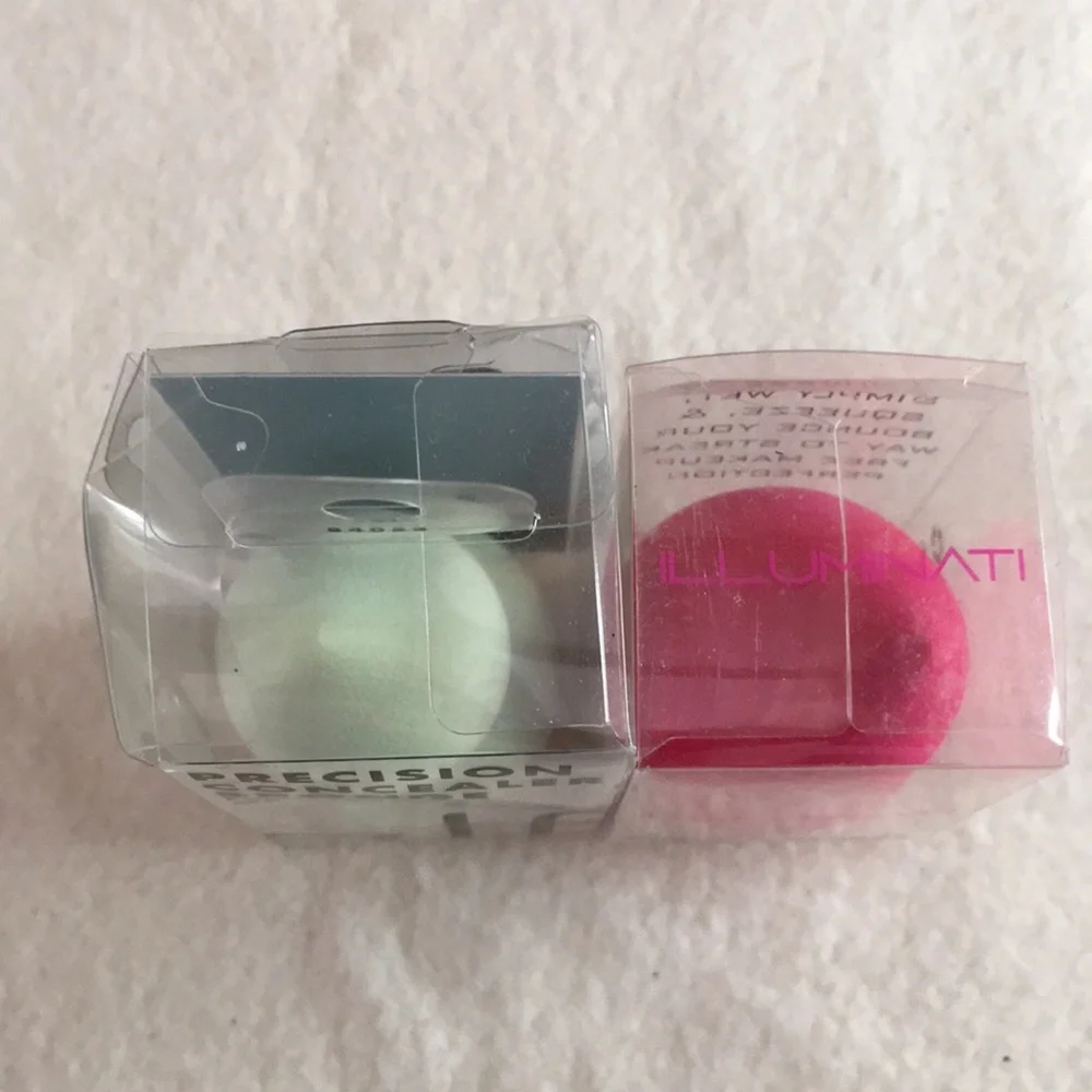New Bundle Of 2 Liquid/Cream Make-Up Sponges Elf/Illuminati